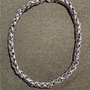 Elegant Silver Chain Necklace
